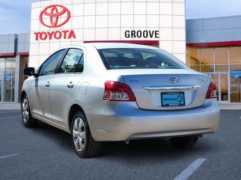 Used 2007 Toyota Yaris Sedan w/ Convenience Pkg FWD image 3