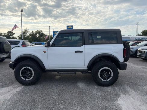 Used 2023 Ford Bronco Badlands w/ Sasquatch Package AWD/4WD image 2