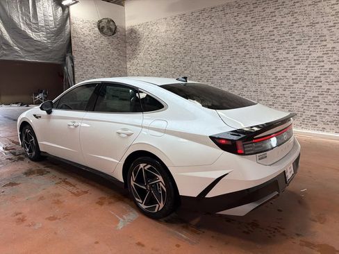 Used 2026 Hyundai Sonata SEL FWD image 5