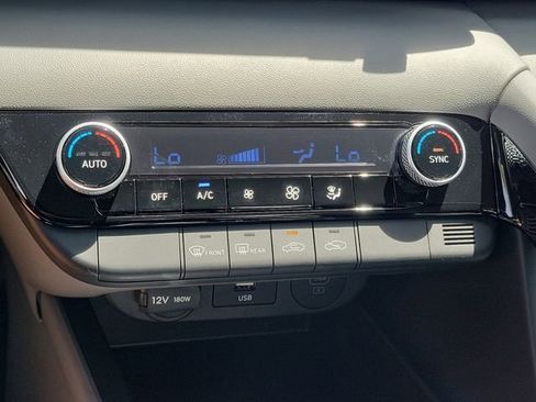 New 2026 Hyundai Elantra Hybrid FWD image 13