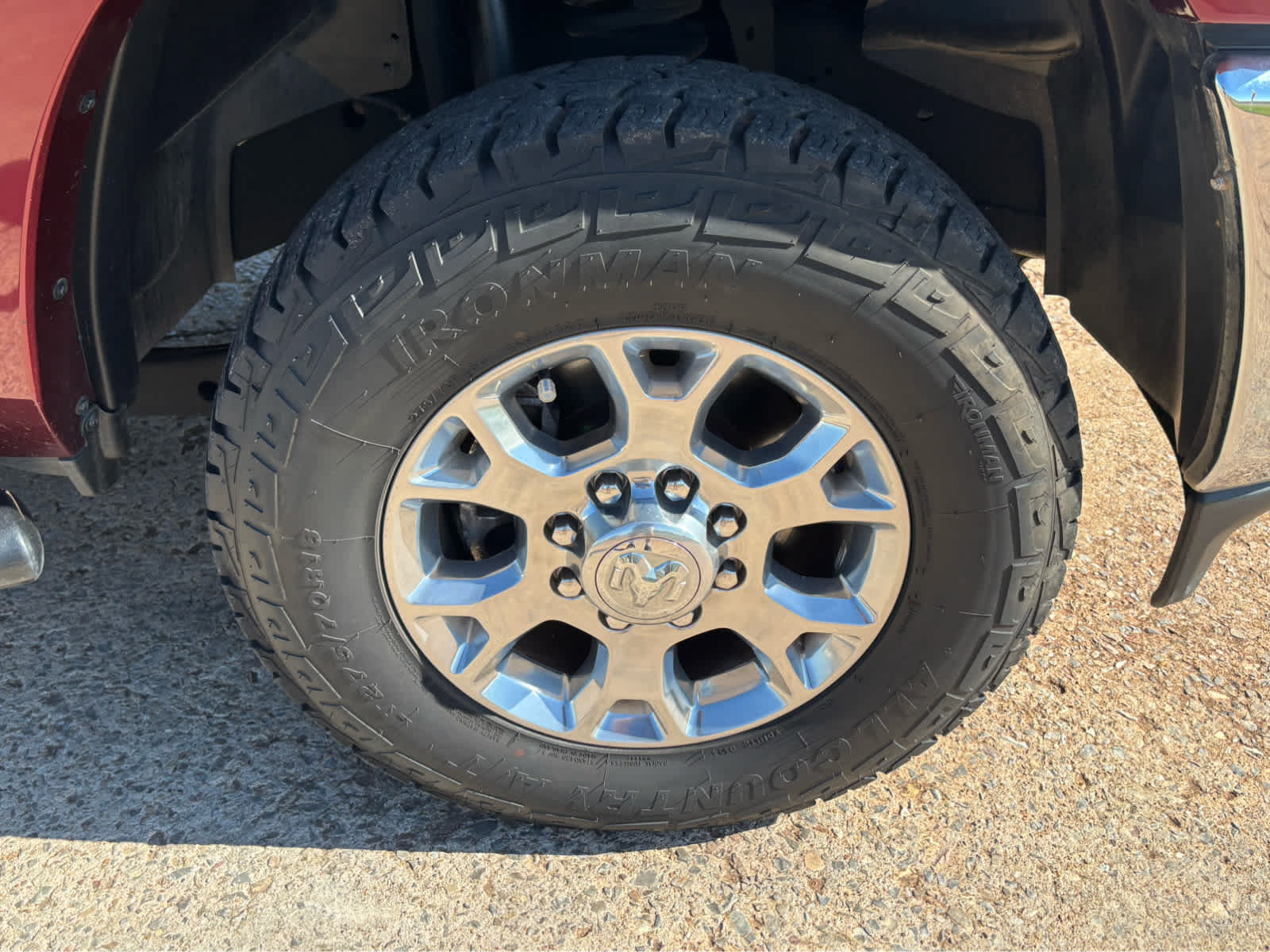 Used 2022 RAM 2500 Laramie AWD/4WD image 9