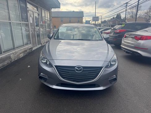 Used 2016 MAZDA MAZDA3 i Sport image 2