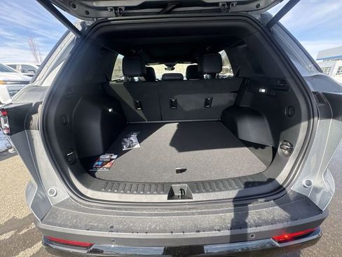 New 2026 Chevrolet Equinox EV LT w/ Convenience Package II image 27