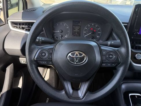 Used 2025 Toyota Corolla LE w/ Convenience Package FWD image 13