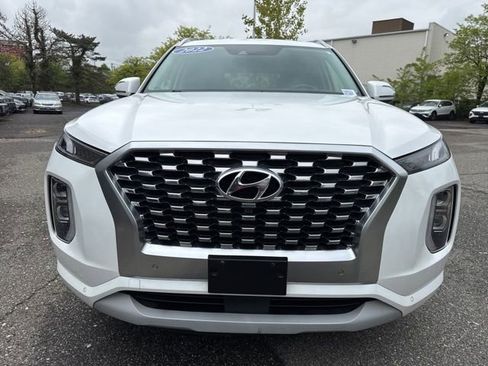 Used 2022 Hyundai Palisade Limited w/ Winter Package AWD/4WD image 2