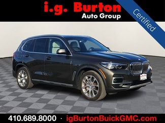 Used 2022 BMW X5 xDrive45e w/ Luxury Seating Package AWD/4WD video 1