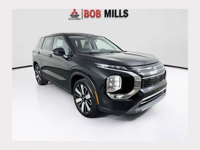 Used 2025 Mitsubishi Outlander SE
