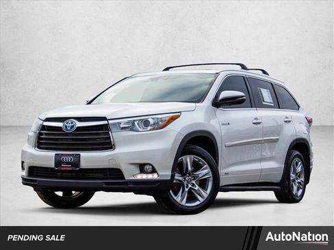 Used 2016 Toyota Highlander Limited Platinum image 1