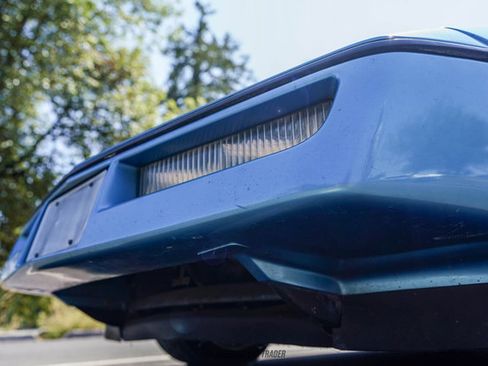 Used 1988 Chevrolet Corvette Convertible RWD image 60