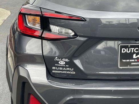 Used 2024 Subaru Crosstrek 2.0i Premium image 12