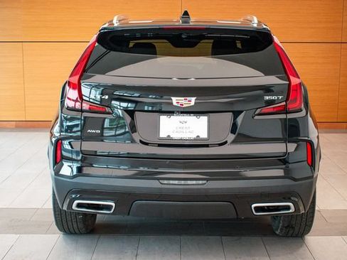 Used 2024 Cadillac XT4 Premium Luxury AWD/4WD image 7