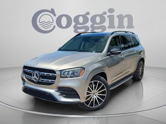 Used 2023 Mercedes-Benz GLS 450 4MATIC video 1