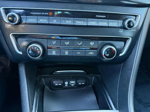 Used 2020 Kia Optima S image 19