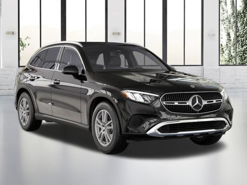 Certified 2025 Mercedes-Benz GLC 300 4MATIC image 10