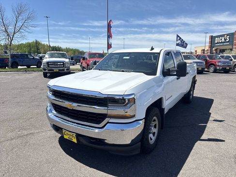 Used 2017 Chevrolet Silverado 1500 W/T w/ WT Convenience Package AWD/4WD image 2