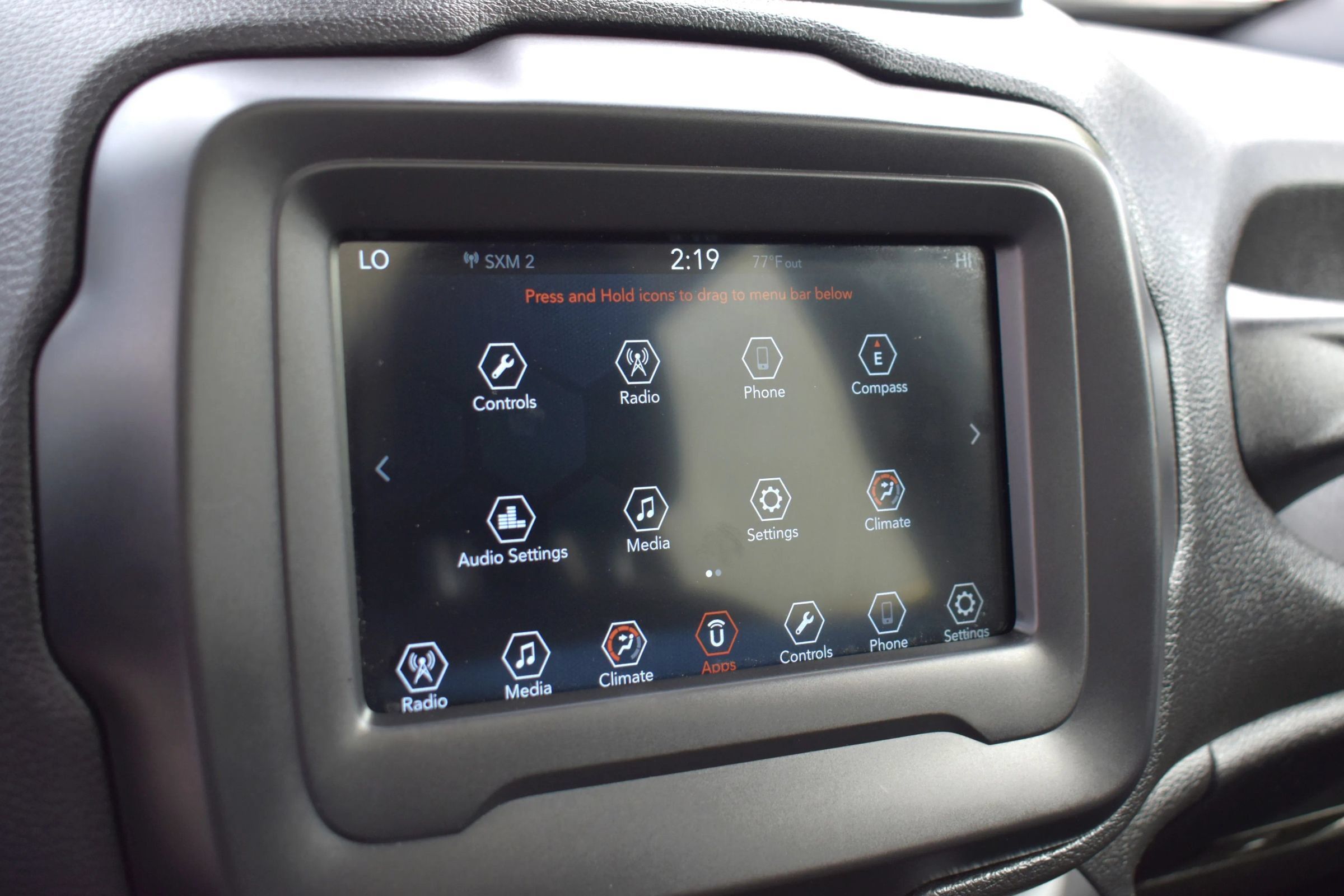 Used 2018 Jeep Renegade Altitude AWD/4WD image 25