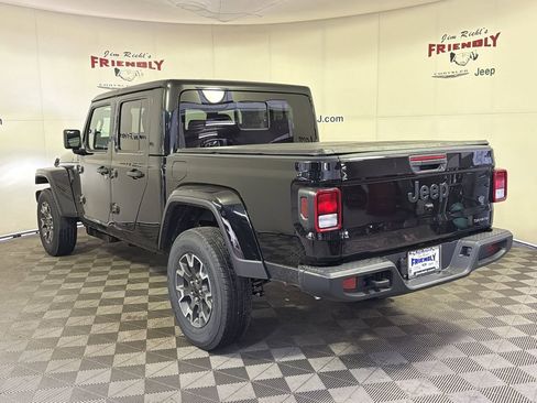 New 2026 Jeep Gladiator Sport AWD/4WD image 4