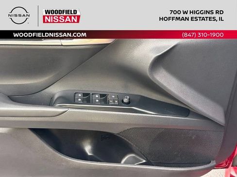 Used 2019 Toyota Camry LE FWD image 20