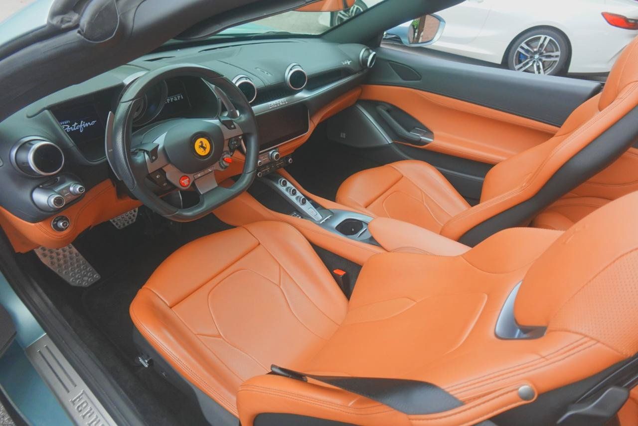 Used 2019 Ferrari Portofino RWD image 16