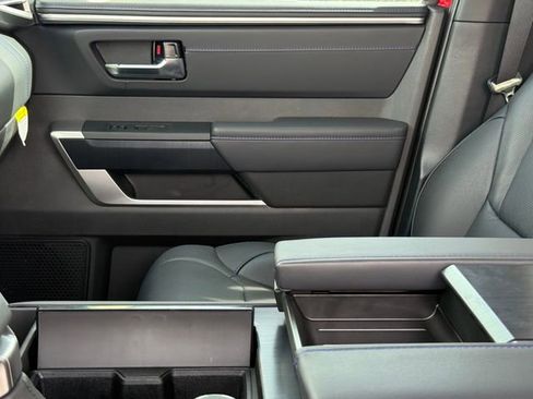Used 2025 Toyota Tundra Platinum image 14