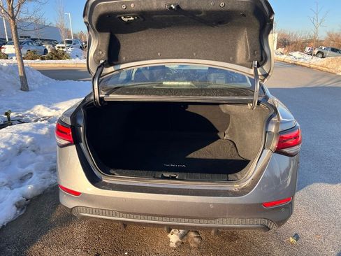 Used 2024 Nissan Sentra SV image 8