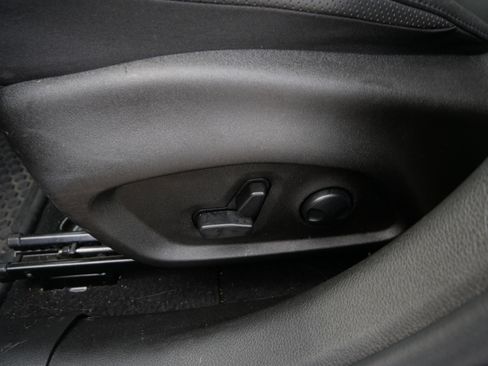 Used 2023 Jeep Renegade Limited w/ Sun/Sound Group image 24