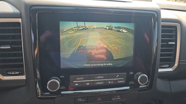 Used 2023 Nissan Frontier SV AWD/4WD image 27