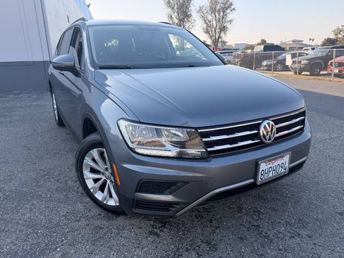 Used 2019 Volkswagen Tiguan S w/ Driver Assistance Package FWD image 4