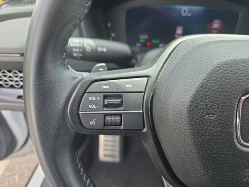 Used 2024 Honda Accord Sport image 17