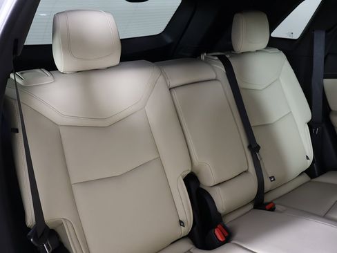 Used 2019 Cadillac XT5 AWD image 30