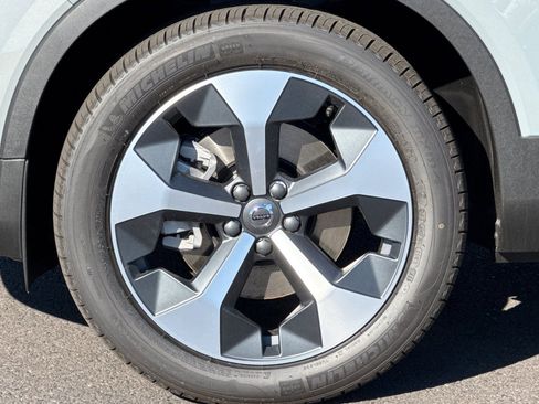 New 2026 Volvo XC40 B5 Plus w/ Protection Package Premier AWD/4WD image 25