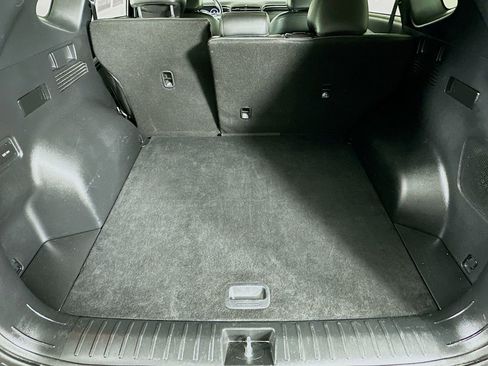 Used 2024 Hyundai Tucson Limited image 35