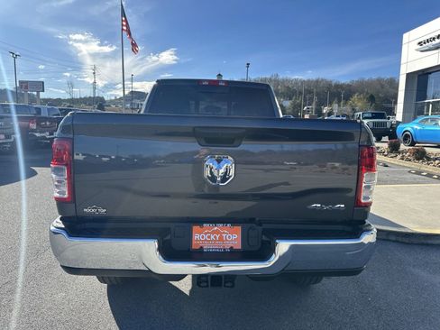 New 2024 RAM 2500 Tradesman w/ Chrome Appearance Group image 8
