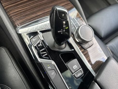 Used 2019 BMW 540i xDrive w/ Premium Package AWD/4WD image 28