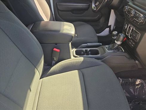 Used 2020 Jeep Wrangler Unlimited Sport S AWD/4WD image 20