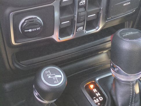 New 2026 Jeep Gladiator Sport image 30