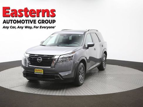 Used 2022 Nissan Pathfinder SV AWD/4WD image 57