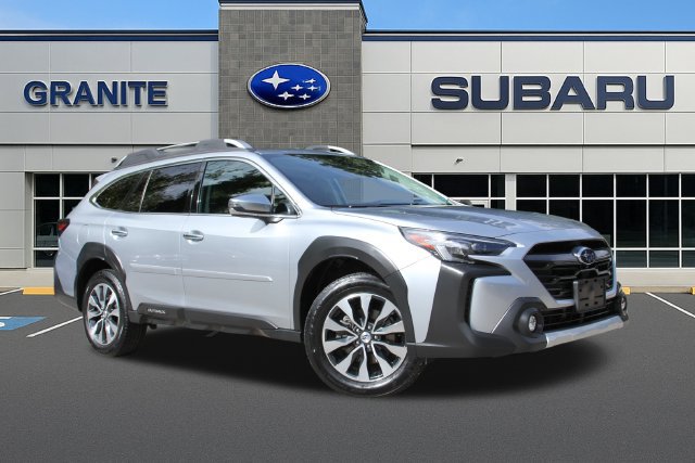 Used 2024 Subaru Outback Touring XT AWD/4WD image 3