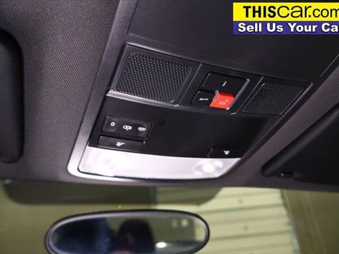 Used 2017 Volkswagen Beetle 1.8T Classic image 13