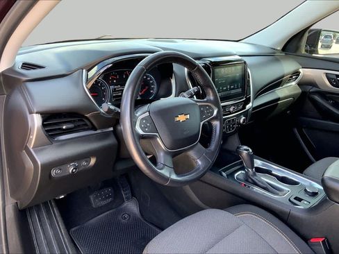 Used 2018 Chevrolet Traverse LT FWD image 17