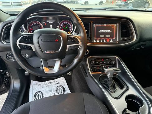 Used 2018 Dodge Challenger R/T Scat Pack RWD image 23