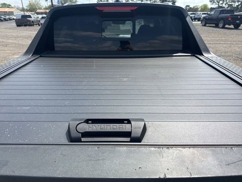 Used 2024 Hyundai Santa Cruz Limited image 11