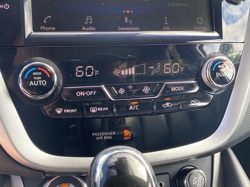 Used 2022 Nissan Murano SV AWD/4WD image 25
