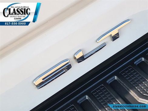 Used 2025 GMC Sierra 2500 SLT w/ SLT Convenience Package image 12