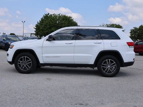 Used 2019 Jeep Grand Cherokee Limited AWD/4WD image 8