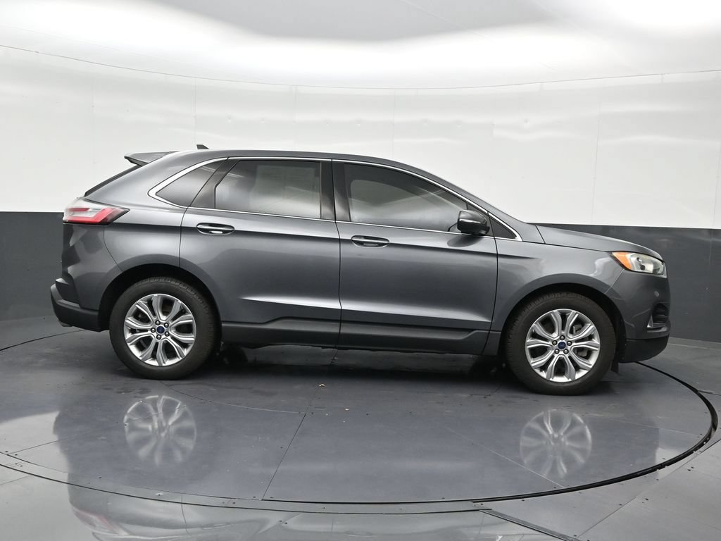 Used 2021 Ford Edge Titanium AWD/4WD image 6