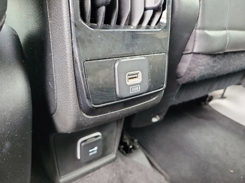 Used 2022 Jeep Compass Latitude FWD image 12
