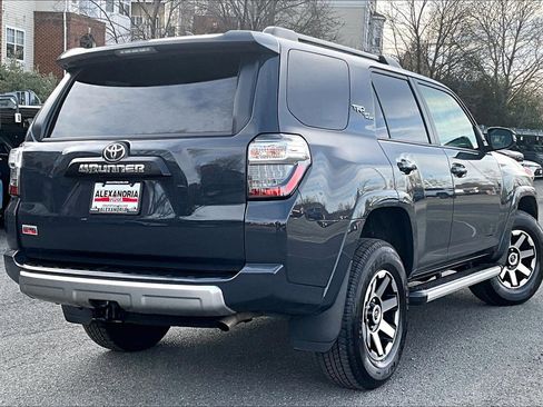 Used 2024 Toyota 4Runner TRD Off-Road Premium image 12