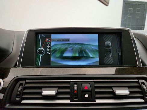 Used 2013 BMW 650i Convertible w/ Executive Pkg RWD image 19