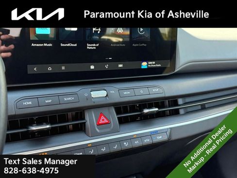 New 2025 Kia K4 LXS image 11